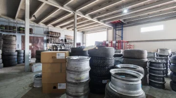 Шиномонтаж Tyreplus на улице Маршала Прошлякова изображение 15